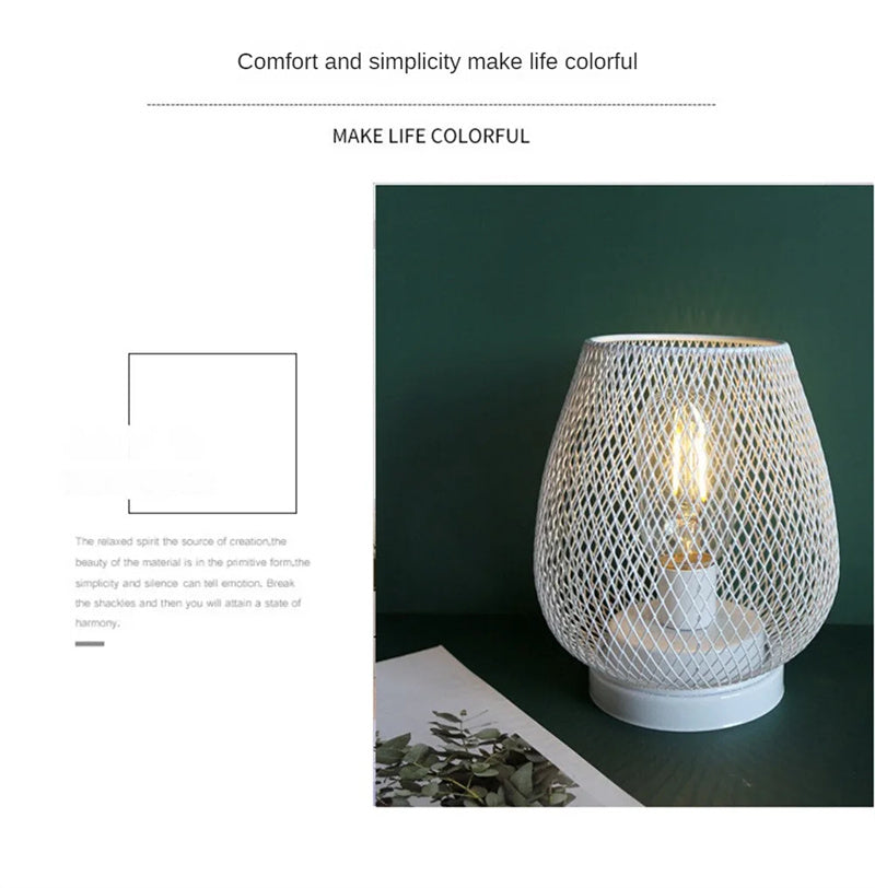 Retro Iron Art Bordslampa – Batteridriven